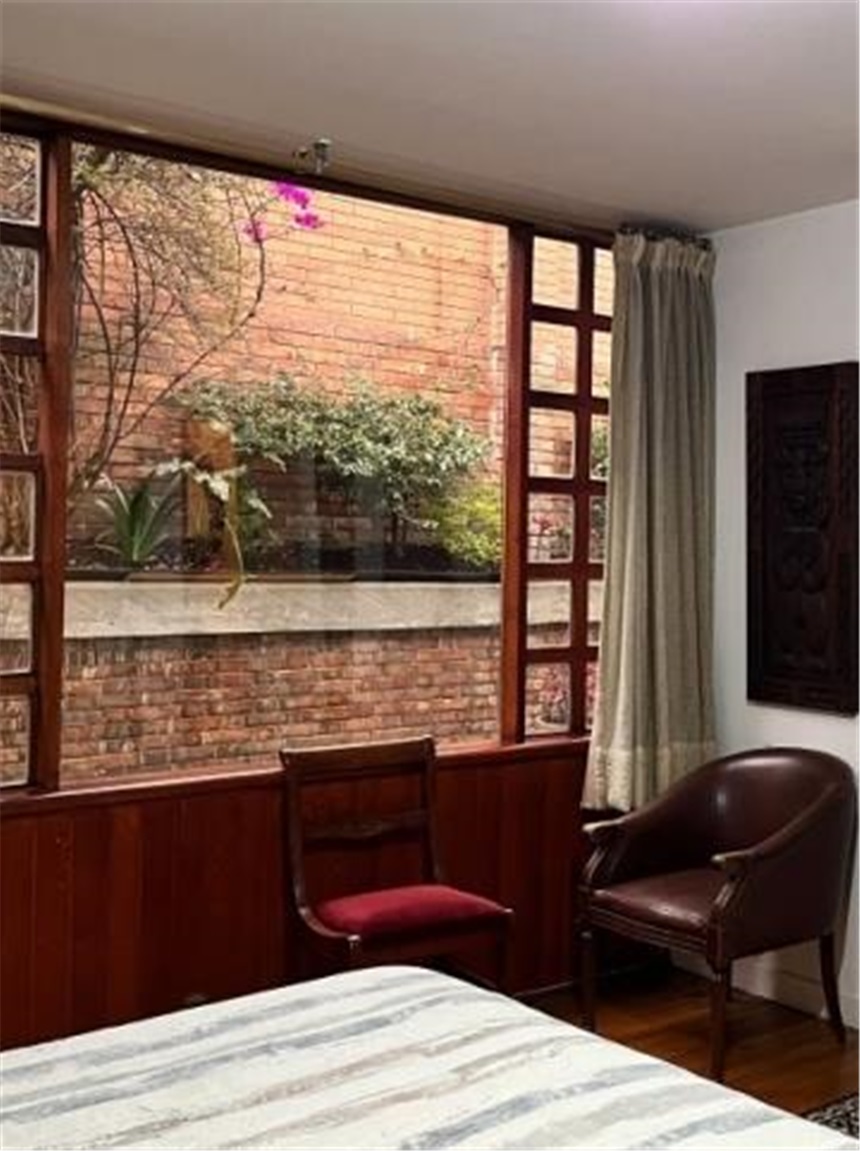 Apartamento de 3 alcobas en venta en Centro Internacional, Bogotá, 208 m² · foto 21 de 23