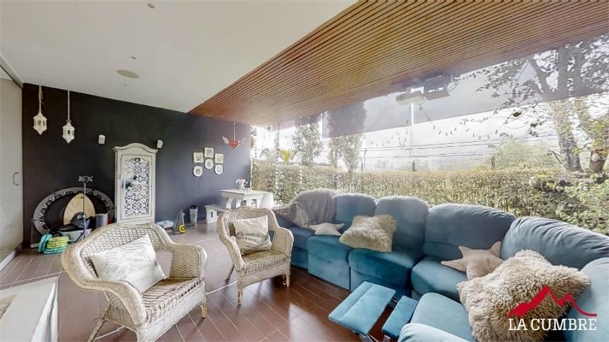 3BR House in Loma del Esmeraldal (259 m²) - 3