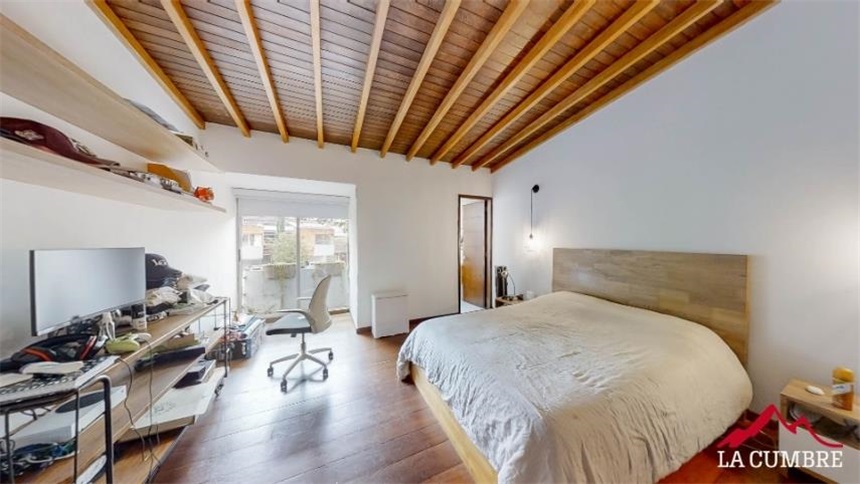Casa de 3 alcobas en venta en Loma El Atravesado, Envigado, 259 m² · foto 12 de 14