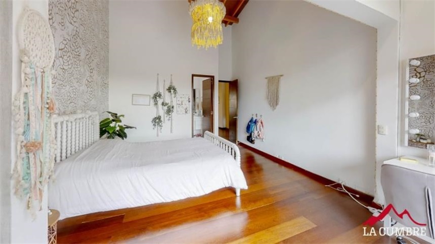 Casa de 3 alcobas en venta en Loma El Atravesado, Envigado, 259 m² · foto 14 de 14
