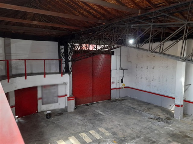 Bodega en arriendo en Perpetuo Socorro, Medellín, 546 m² · foto 12 de 19