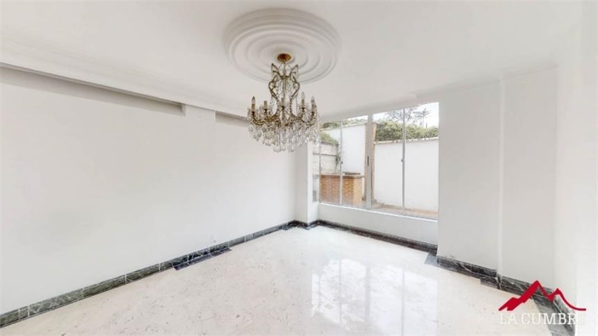 Casa en arriendo en El Poblado, Medellín · foto 10 de 15