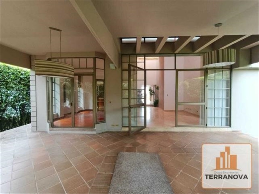 Casa de 5 alcobas en venta en Bosques Del Vergel, Ibagué, 436 m² · foto 7 de 23