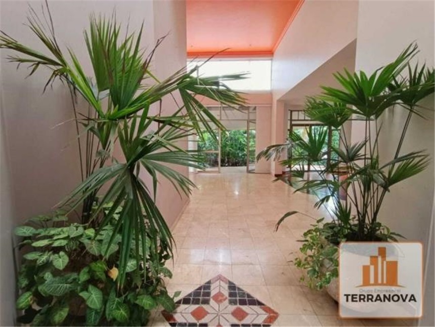 Casa de 5 alcobas en venta en Bosques Del Vergel, Ibagué, 436 m² · foto 2 de 23