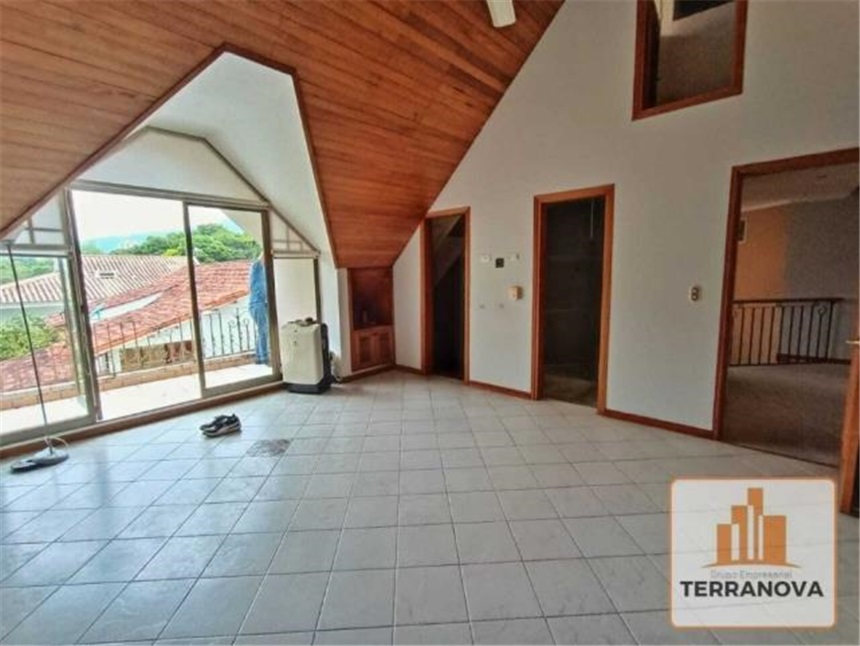 Casa de 5 alcobas en venta en Bosques Del Vergel, Ibagué, 436 m² · foto 22 de 23