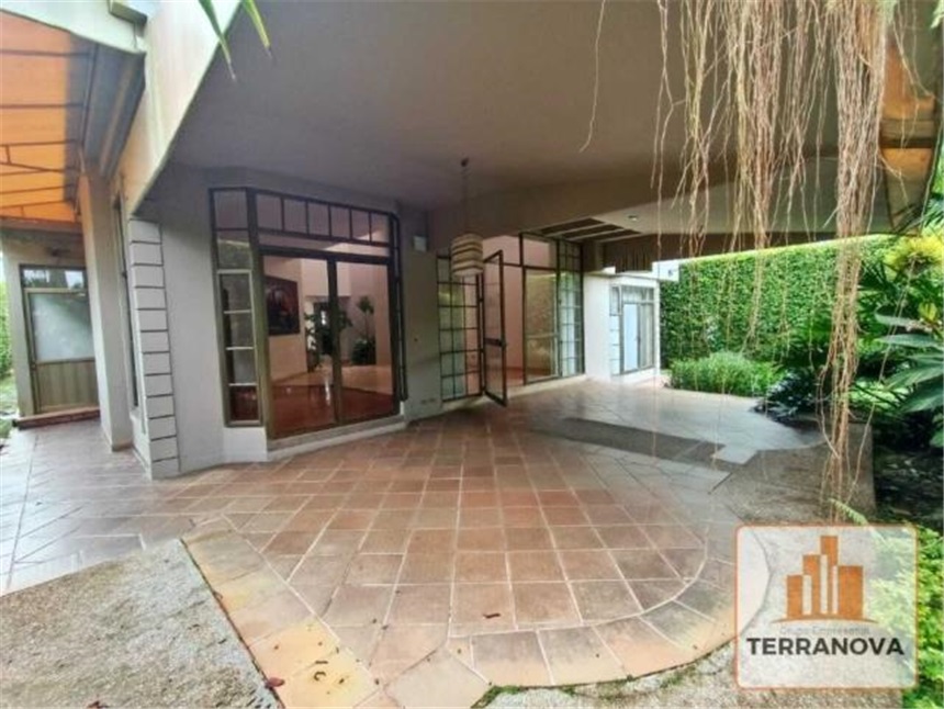 Casa de 5 alcobas en venta en Bosques Del Vergel, Ibagué, 436 m² · foto 6 de 23