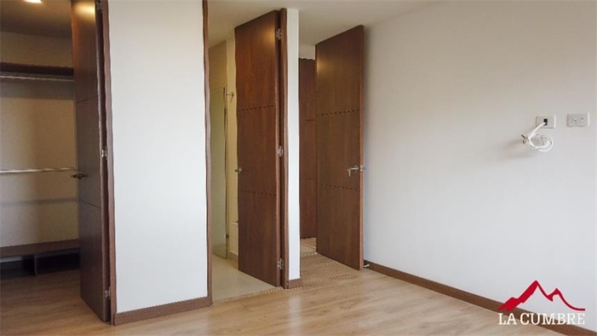Apartamento de 3 alcobas en arriendo en Los Balsos, Medellín, 150 m² · foto 11 de 12