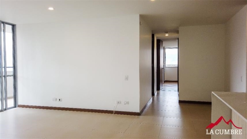 Apartamento de 3 alcobas en arriendo en Los Balsos, Medellín, 150 m² · foto 8 de 12