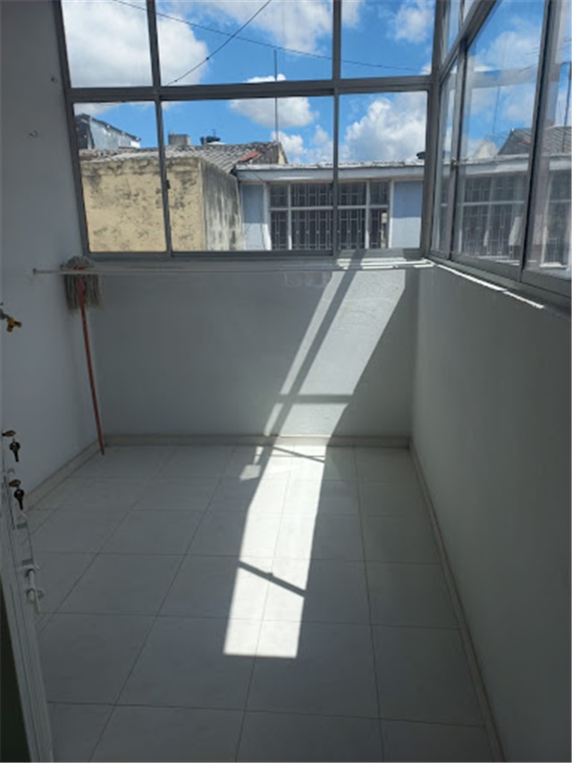 Piso – Bogotá, San Marcos, Localidad Engativá - Más