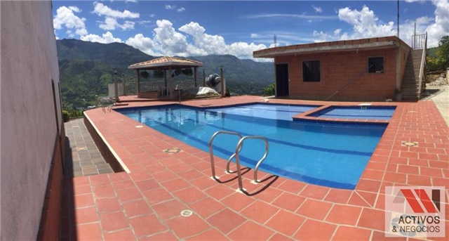 Finca en venta en Machado, Copacabana, 2600 m² · foto 16 de 21