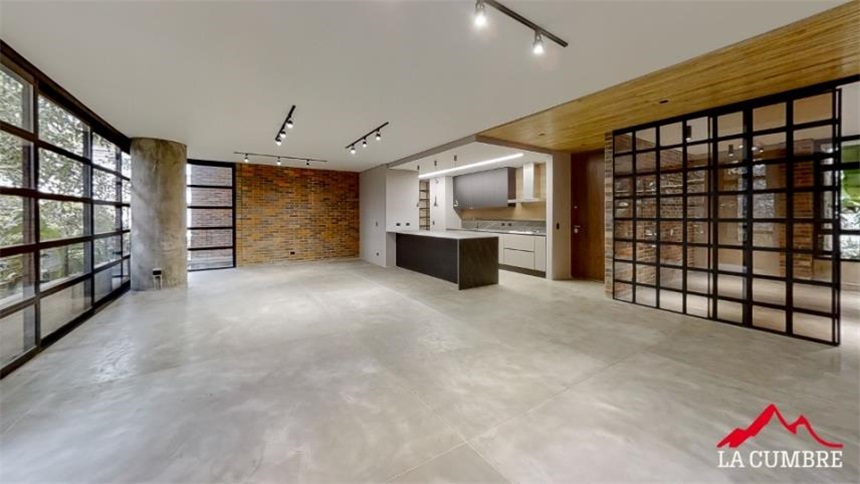 Apartamento de 2 alcobas en arriendo en El Diamante No. 2, Medellín, 202 m² · foto 2 de 11