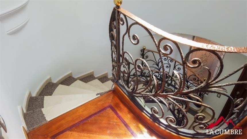 Casa de 2 alcobas en venta en El Tesoro, Medellín, 280 m² · foto 12 de 16