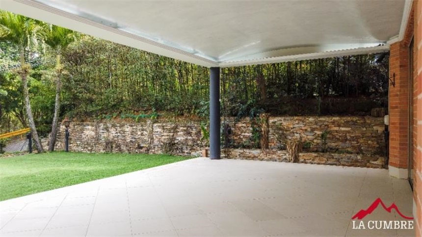 Casa de 2 alcobas en venta en El Tesoro, Medellín, 280 m² · foto 5 de 16
