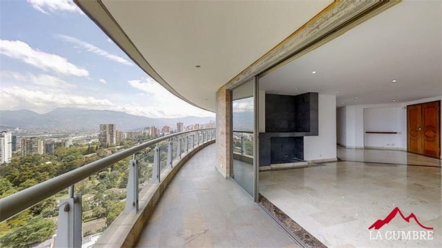 Apartamento de 3 alcobas en arriendo en El Diamante No. 2, Medellín, 360 m² · foto 4 de 15