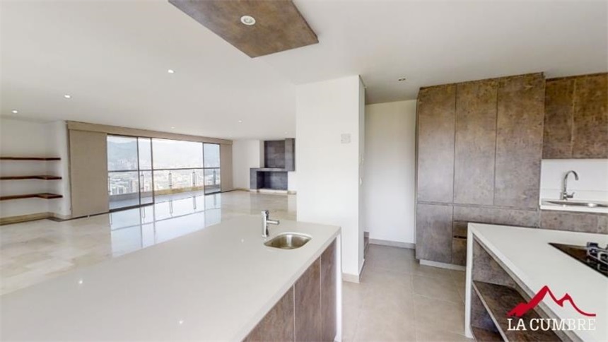 Apartamento de 3 alcobas en arriendo en El Diamante No. 2, Medellín, 360 m² · foto 8 de 15