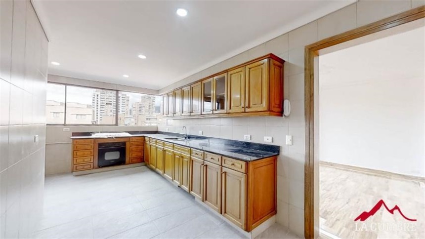Apartamento en arriendo en El Poblado, Medellín · foto 5 de 12
