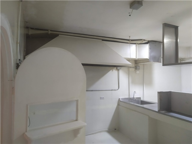 Local en Arriendo - Flere