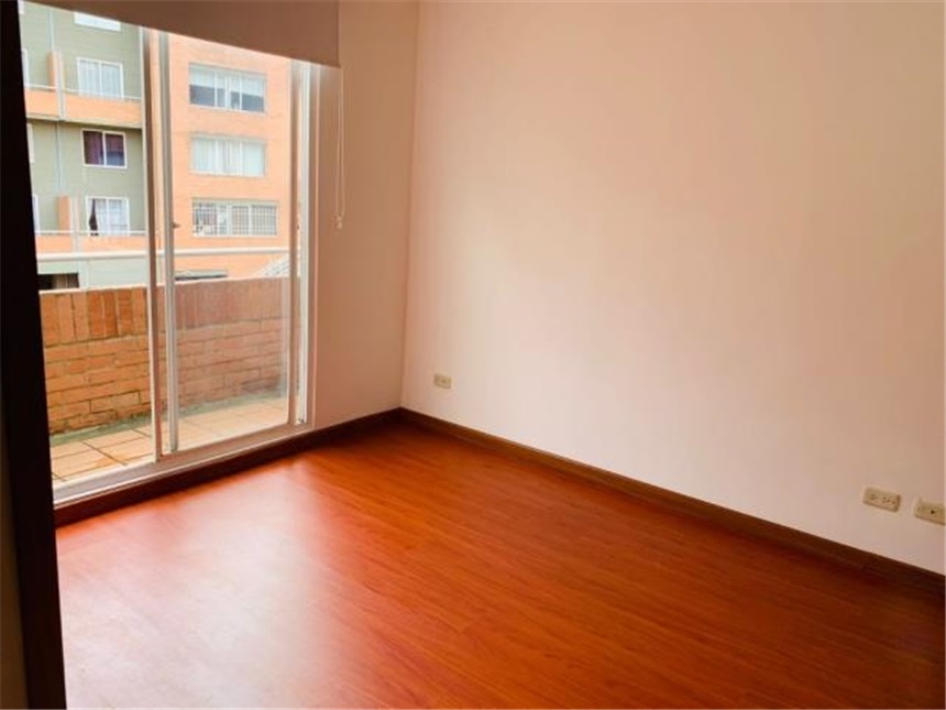 Piso – Bogotá, Localidad Suba - Más