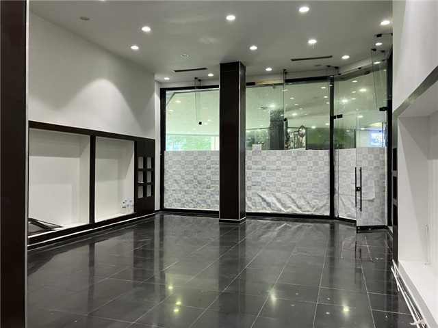 Local en Arriendo - Vista 5