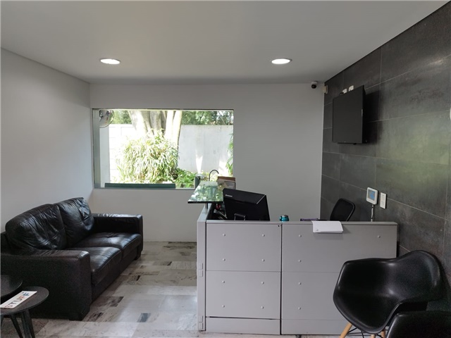 Oficina en arriendo en La Aguacatala, Medellín, 500 m² · foto 8 de 16