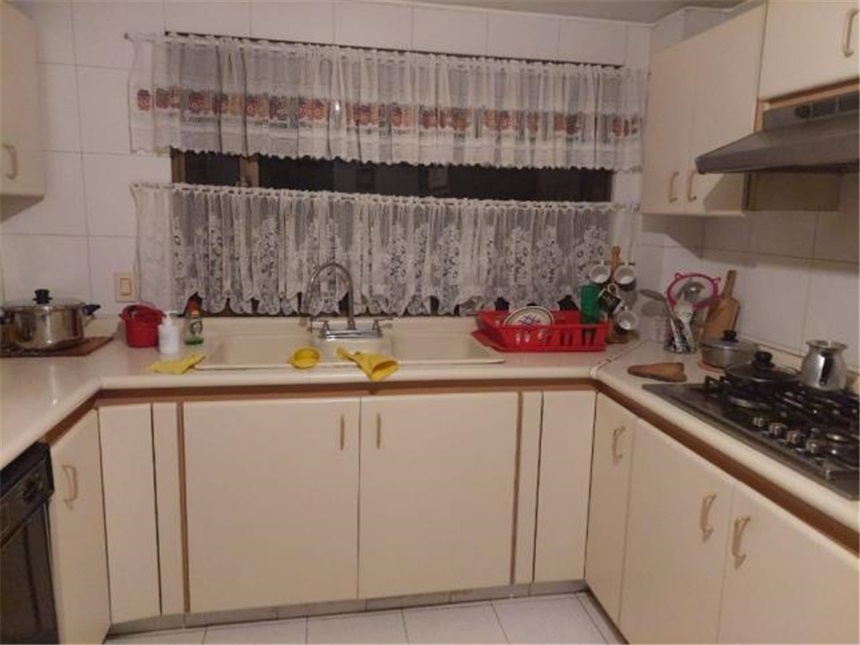 Apartamento de 3 alcobas en venta en Chico Norte, Bogotá, 139 m² · foto 14 de 24