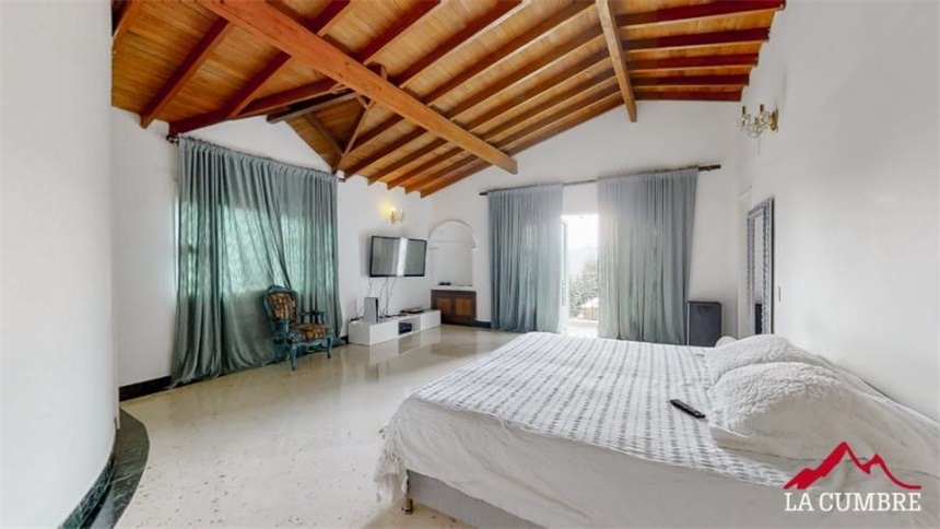Casa de 4 alcobas en venta en El Tesoro, Medellín, 430 m² · foto 16 de 16