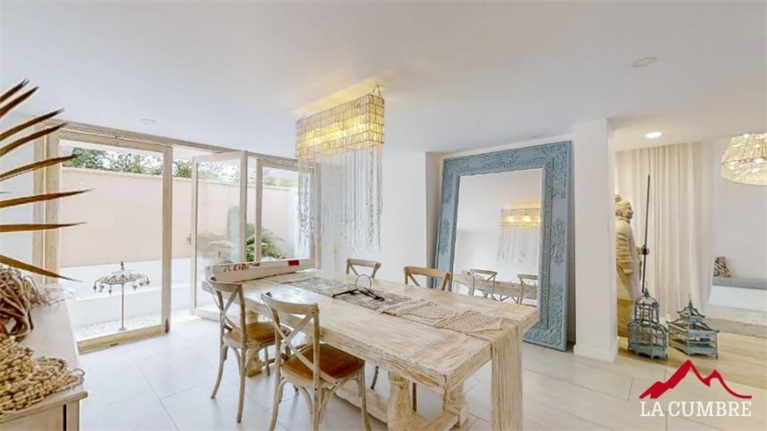 Casa de 4 alcobas en venta en El Tesoro, Medellín, 430 m² · foto 11 de 16