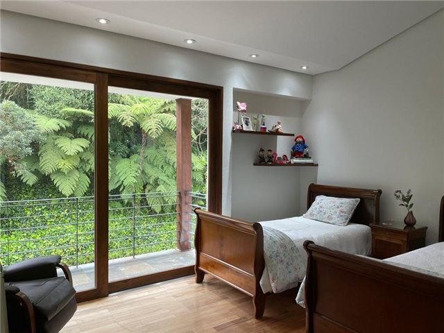 Casa de 4 alcobas en venta en Las Palmas, Medellín, 524 m² · foto 10 de 16