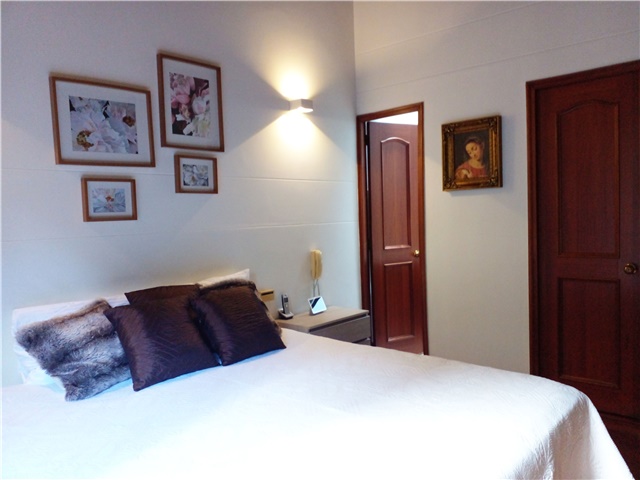 Casa de 4 alcobas en venta en Los Balsos No.2, Medellín, 218 m² · foto 16 de 20