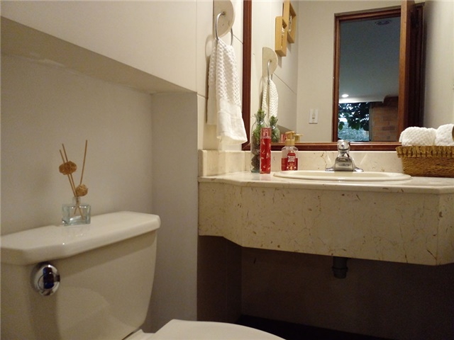 Casa de 4 alcobas en venta en Los Balsos No.2, Medellín, 218 m² · foto 17 de 20