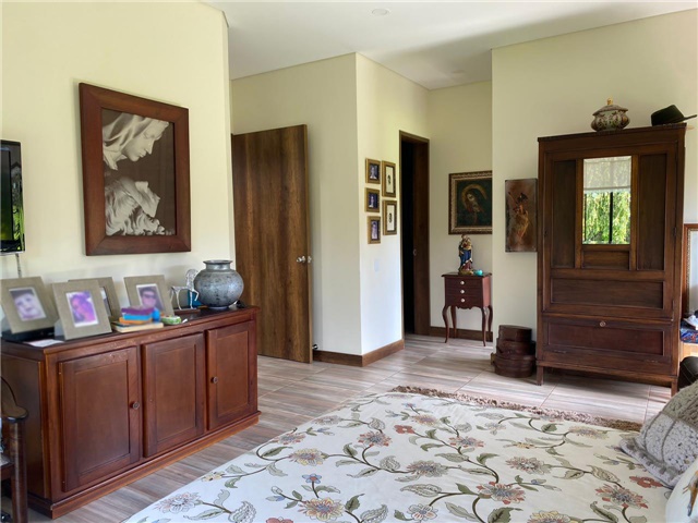 Casa de 3 alcobas en venta en Las Palmas, Medellín, 360 m² · foto 7 de 15