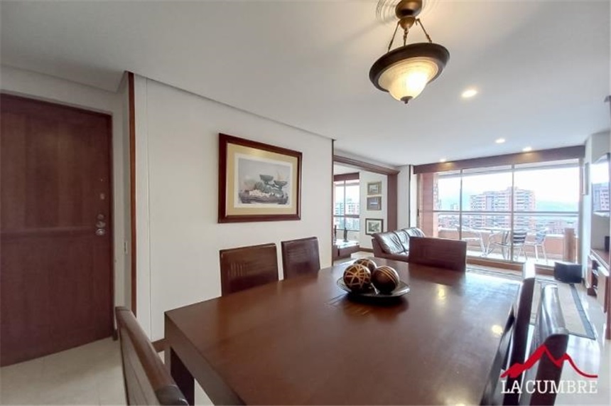 Apartamento de 2 alcobas en arriendo en Granizal, Medellín, 120 m² · foto 8 de 12