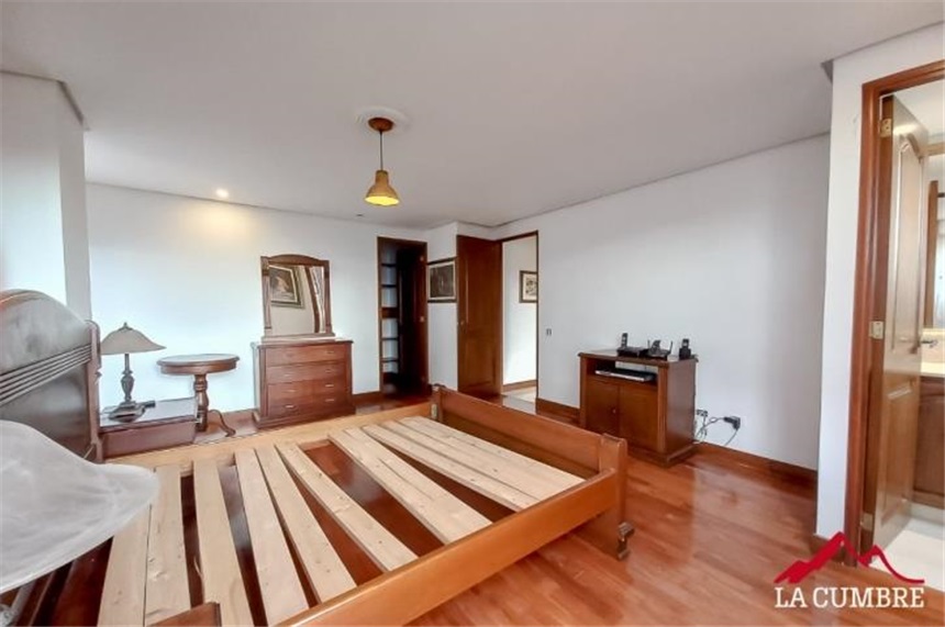 Apartamento de 2 alcobas en arriendo en Granizal, Medellín, 120 m² · foto 12 de 12