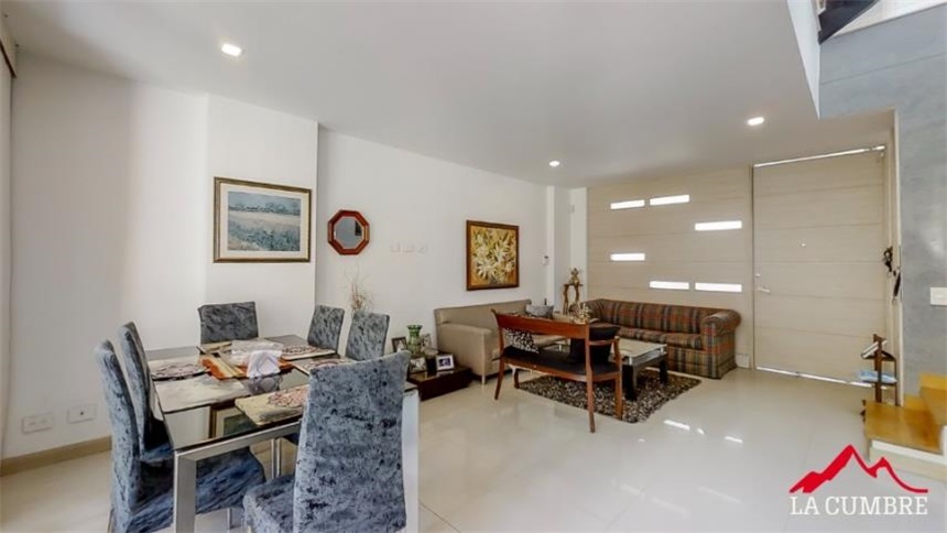Casa de 3 alcobas en venta en San Lucas, Medellín, 197 m² · foto 9 de 16