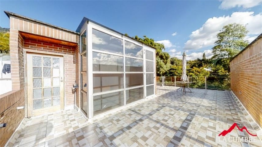 Casa de 3 alcobas en venta en San Lucas, Medellín, 197 m² · foto 16 de 16
