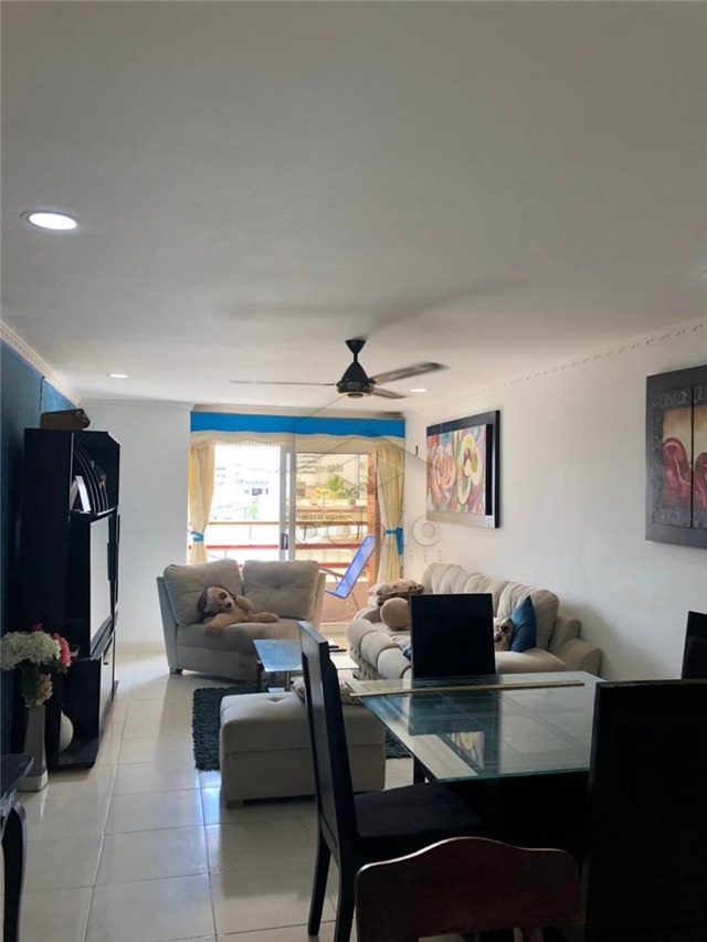 Apartamento en venta en Centro, Montería · foto 2 de 11