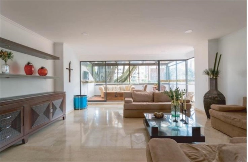 Apartamento de 3 alcobas en venta en Los Balsos, Medellín, 175 m² · foto 15 de 24