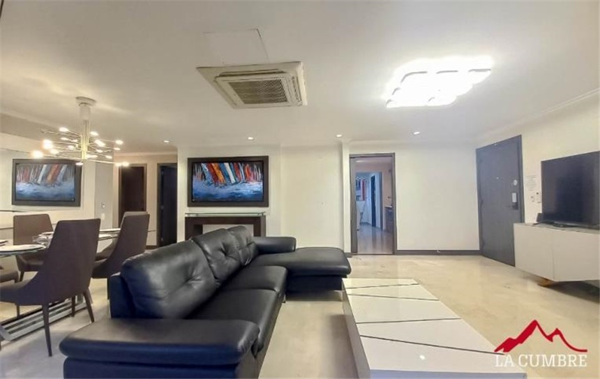 Apartamento en arriendo en El Poblado, Medellín · foto 12 de 16