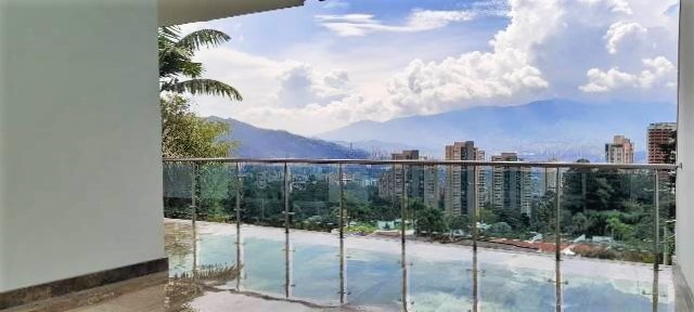 Casa de 4 alcobas en venta en Los Balsos No.2, Medellín, 900 m² · foto 19 de 20