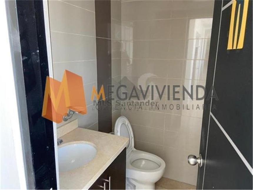 Oficina en venta en Bolarqui, Bucaramanga, 180 m² · foto 17 de 19
