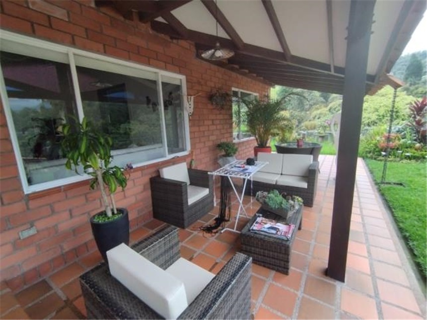 Casa en venta en Cerros De Alhambra, Manizales · foto 4 de 24