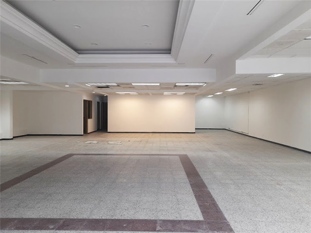 Bodega en arriendo en Guayabal, Medellín, 335 m² · foto 2 de 16
