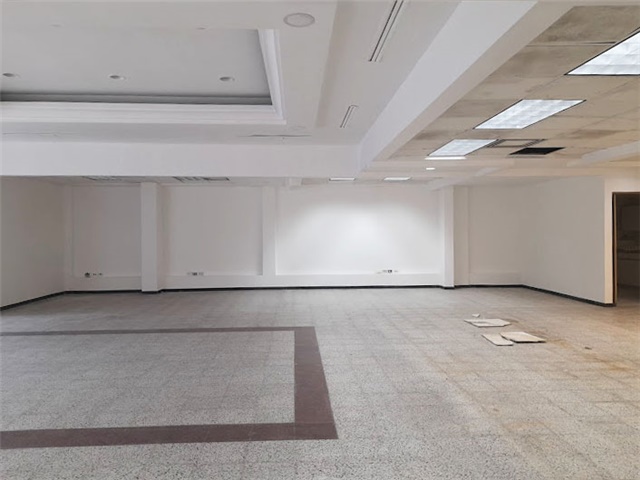 Bodega en arriendo en Guayabal, Medellín, 335 m² · foto 3 de 16