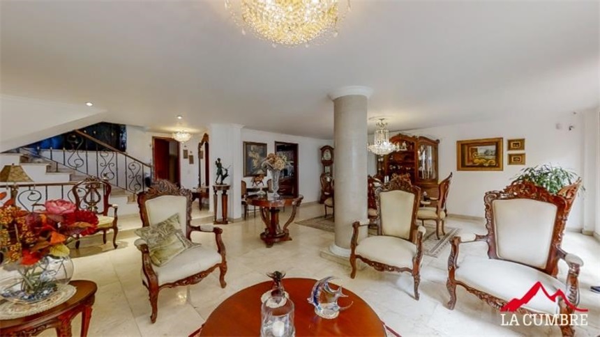Casa de 4 alcobas en venta en Alejandria, Medellín, 334 m² · foto 5 de 10