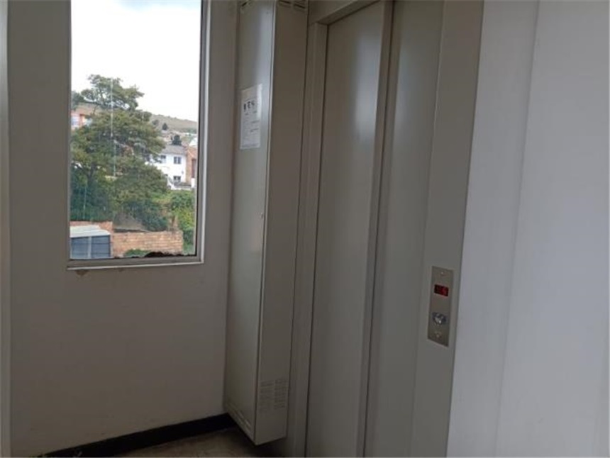 Apartamento de 4 alcobas en venta en Centro, Tunja, 240 m² · foto 22 de 22