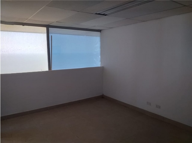 Oficina en Arriendo - Más