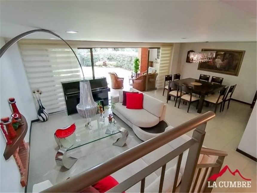 Casa en venta en Zona Centro, Envigado · foto 12 de 23