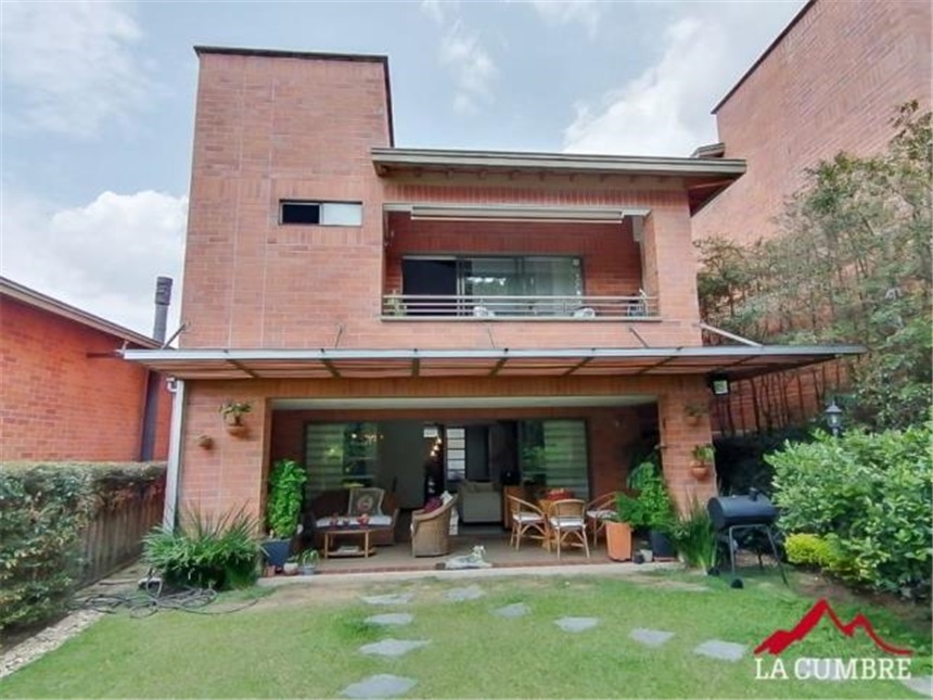 Casa en venta en Zona Centro, Envigado · foto 7 de 23