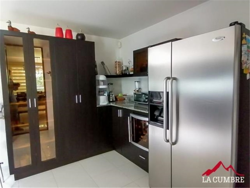 Casa en venta en Zona Centro, Envigado · foto 10 de 23