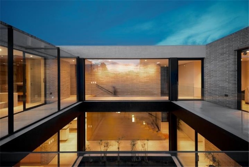 Casa de 5 alcobas en venta en Engativá, Bogotá, 600 m² · foto 5 de 24